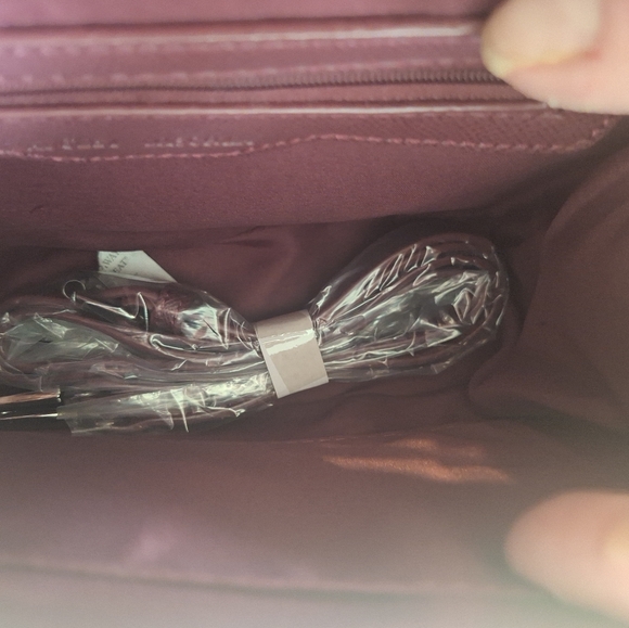 NWT Badgley Mischka Burgundy Leather Women's Bag - Picture 5 of 5